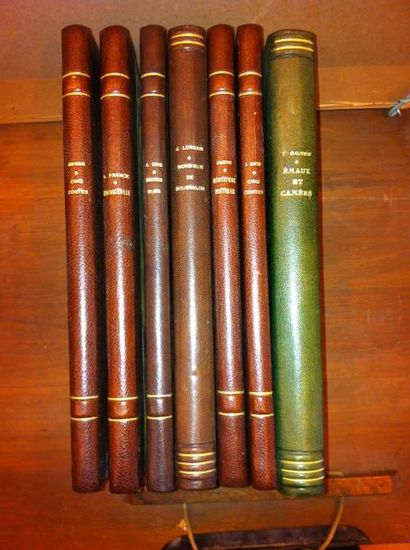Editions des Bibliolatres. 7 volumes reliés...