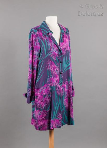 Diane von FURSTENBERG Robe chemise en crêpe de soie aubergine imprimé d'un double...