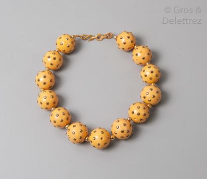 DENEZ Collier composé de perles en résine jaune ornées de marcassites (manques) Non...