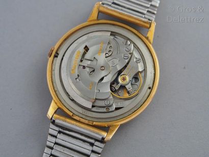 null JAEGER-LECOULTRE - vers 1970 Montre bracelet avec boîtier en or jaune 18K. Cadran...