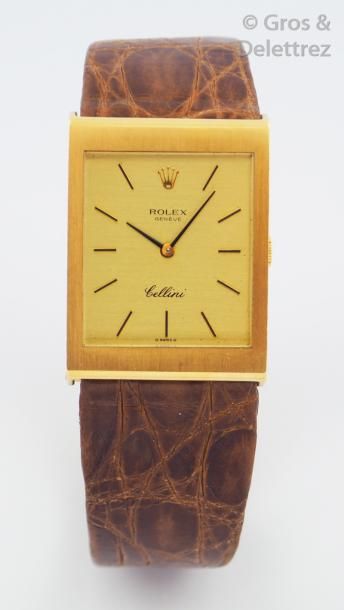 null ROLEX - Cellini ref : 4027 vers 1973 Montre bracelet avec boîtier de forme en...