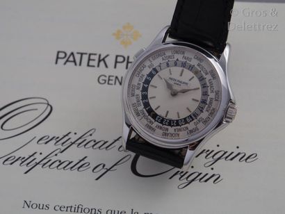null PATEK PHILIPPE - World Time ref : 5110G 001 vers 2003 Montre bracelet avec boîtier...