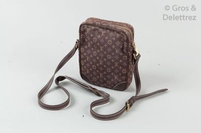 Louis VUITTON par Marc Jacobs Année 2006 Pochette " Danube " 15cm en toile mini lin...