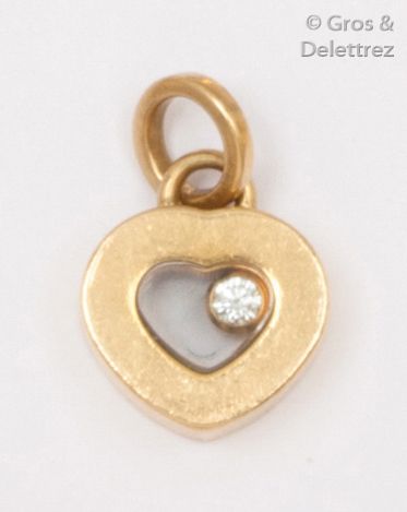 CHOPARD «?Happy Diamond?» - Pendentif «?Cœur?» en or jaune orné d’un diamant mobile...