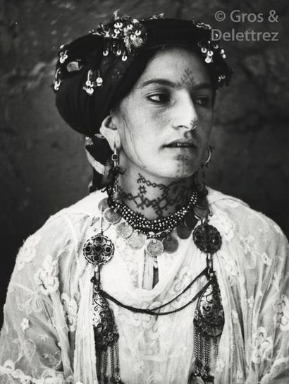 null Jean Besancenot (1902-1992) Maroc, 1934-1947. Femmes tatouées. Moyen Atlas....
