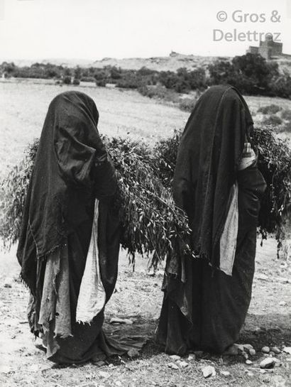 null Jean Besancenot (1902-1992) Maroc, 1934-1947. Drapés et costumes. Dans la vallée...