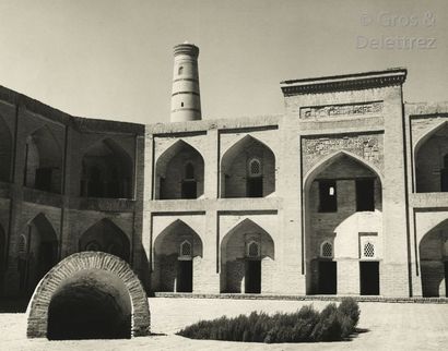 null Photographe amateur Ouzbékistan, c. 1940-1950. Samarcande et ses environs. 19...