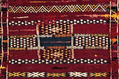 null Un tissage tapis de selle Zemmour, d’une grande finesse, Moyen Atlas, Maroc...