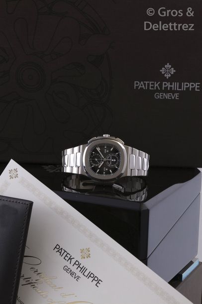 PATEK PHILIPPE NAUTILUS, Travel Time Chronographe, Ref 5990/1A-001 n°70XXXXX/XXXXX26...