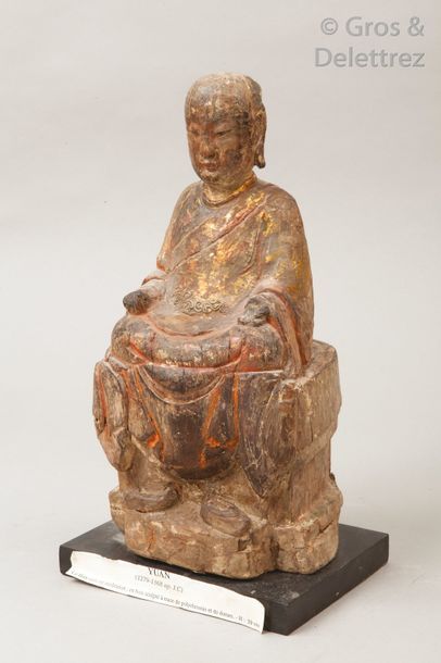 null Chine, fin de l'époque Yuan Statuette en bois anciennement laqué et doré, représentant...