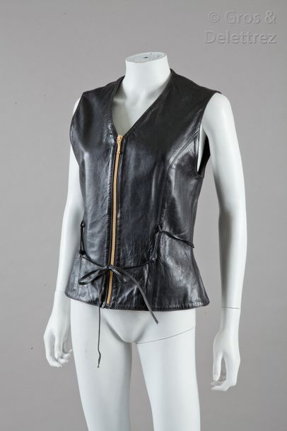 State of Claude MONTANA Gilet tailleur zippé en cuir agneau noir, encolure en V,...