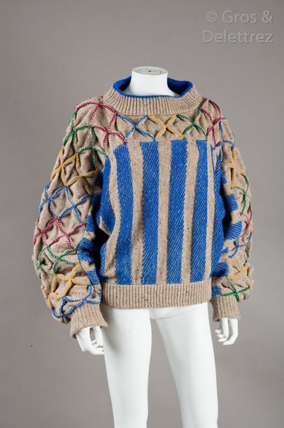 KANSAÏ International circa 1980 Important pull en maille de laine fantaisie chinée...
