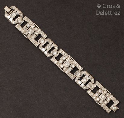 null Bracelet articulé en or gris 9K à motifs géométriques pavés de diamants taillés...