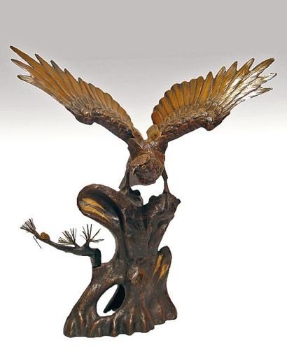 null Aigle.Epreuve en bronze, époque Taishô (1912-1926)Haut. 70 cm