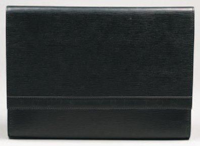 Louis VUITTON «Pochette Enveloppe» en cuir grené noir bordure du rabat siglé