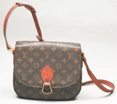 Louis VUITTON Sac «Saint Cloud» en toile monogram et cuir naturel, fermeture pression...