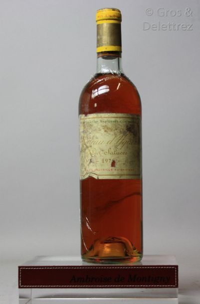 null 1 bouteille CHÂTEAU D'YQUEM - 1er Grand cru supérieur Sauternes 1970 Etiqueté...