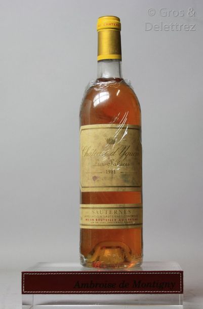null 1 bouteille CHÂTEAU D'YQUEM - 1er Grand cru supérieur Sauternes 1981 Etiquette...