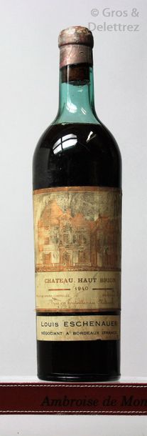 null 1 bouteille CHÂTEAU HAUT BRION - 1er GCC Pessac Léognan 1940 Niveau haute épaule,...