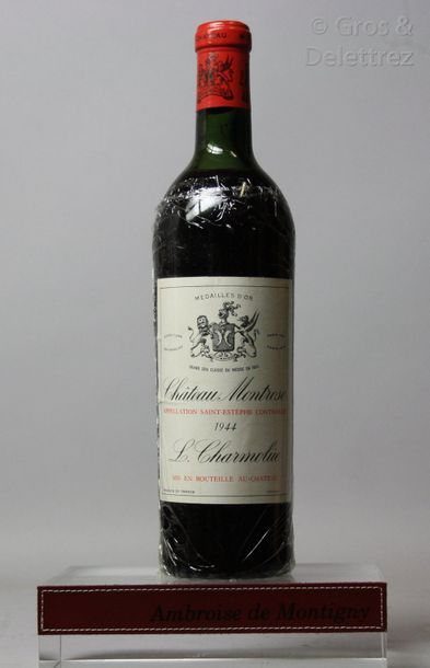 null 1 bouteille CHÂTEAU MONTROSE - 2é GCC St. Estephe 1944 Etiquette de reconditionnement....