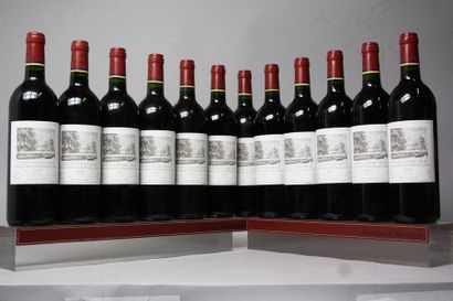 null 12 bouteilles CHÂTEAU DUHART MILON ROTHSCHILD - 4é GCC Pauillac 2003 Caisse...
