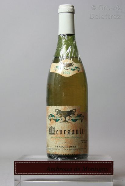 null 1 bouteille MEURSAULT - J.F. COCHE DURY 1996 Etiquette tachée, découpée. Niveau...