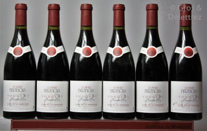 null 6 bouteilles VOUGEOT 1er cru "Clos de la Perrière" - BERTAGNA 2009 Une étiquette...