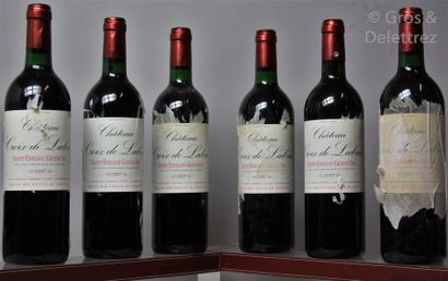 null 5 bouteilles CHÂTEAU CROIX DE LABRIE - St. Emilion Grand cru 1997 Trois étiquettes...