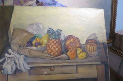 Edmond Céria (1884 – 1955) Nature morte aux gants et à l'ananas

Huile sur toile.

Signée...