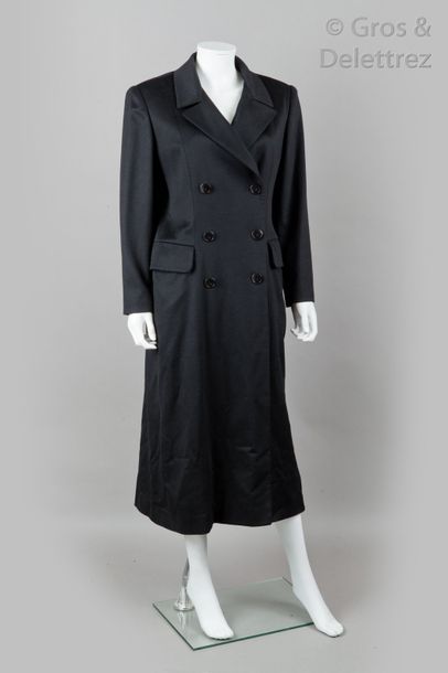 null Francesco SMALTO 

Ample manteau en 100% cachemire noir, col châle cranté, double...