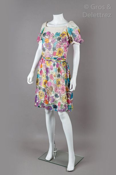 CHANEL haute couture par Ramon Esparza n°59585 - Collection Printemps/Ete 1982 Robe...