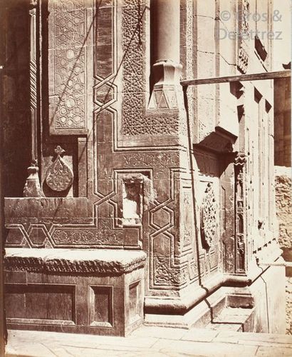null Pascal Sébah

Égytpte, c. 1870.

Mosquée du sultan Hassan. Venteaux à marqueterie...