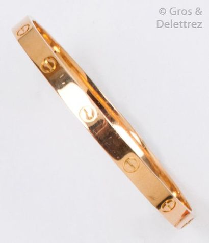 CARTIER «?Love?» - Bracelet en or rose à décor de vis. Signé Cartier et numéroté....