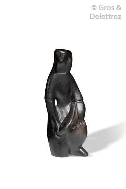 TRAVAIL des années 1950 «?Femme au poisson?»

Sculpture en céramique émaillée noire...