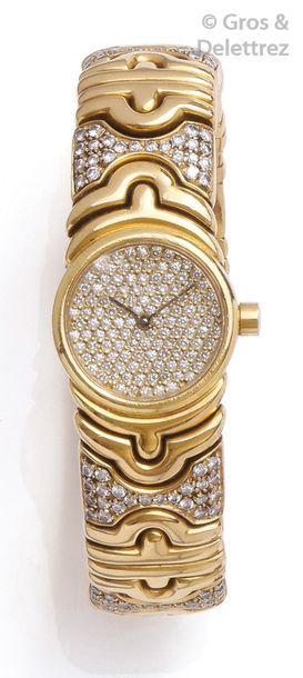 BULGARI NON VENU - «Parentesi» - Bracelet montre de dame en jonc d'or jaune flexible....