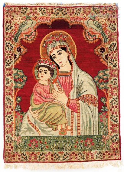 null Un tapis figurant la Vierge et l’Enfant fait à Kerman (KermanShah) pour le marché...