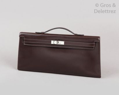 HERMES paris made in France année 2006 *Pochette «?Kelly Longue?» 34cm en box cacao,...