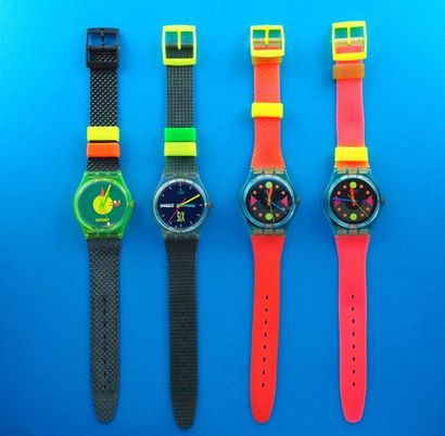 null SWATCH, lot de 4 montres comprenant les modèles suivants :

-Champ (Bracelet...