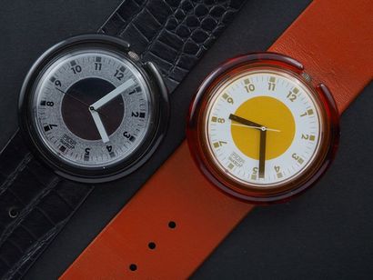 null SWATCH, lot de 2 montres comprenant les modèles suivants :

-Croco référence...