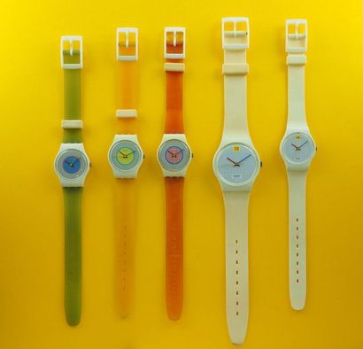 null SWATCH, lot de 5 montres comprenant les modèles suivants :

-Ice Mint (Bracelet...