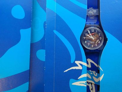 null SWATCH, lot de 3 montres comprenant les modèles suivants :

-Pack Glorious Blue...