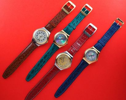 null SWATCH, lot de 4 montres comprenant les modèles suivants :

-Red Jack référence...