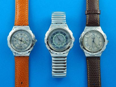 null SWATCH, lot de 3 montres comprenant les modèles suivants :

-Sealight référence...