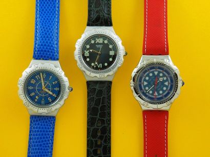 null SWATCH, lot de 3 montres comprenant les modèles suivants :

-Super blu référence...