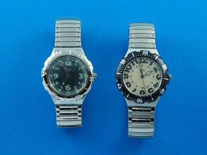 null SWATCH, lot de 2 montres comprenant les modèles suivants :

-Green Deep (bracelet...