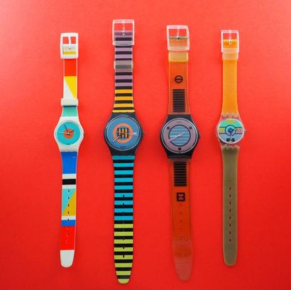null SWATCH, lot de 4 montres comprenant les modèles suivants :

-Nab Light (Bracelet...
