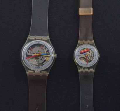 null SWATCH, lot de 2 montres comprenant les modèles suivants :

-Jelly Fish (Bracelet...