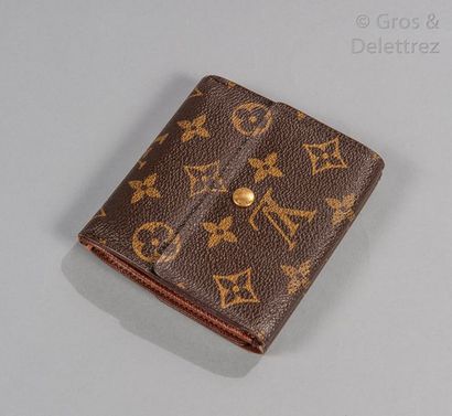 LOUIS VUITTON Portefeuille compact "Elise" en toile Monogram, intérieur faisant porte-cartes,...