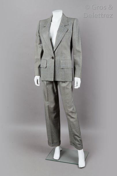 Yves SAINT LAURENT Haute Couture n°076022 circa 1990 Tailleur pantalon en lainage...