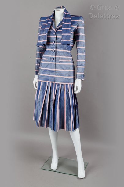 PAQUIN rue de la paix Paris n°77131 par Colette Massignac  Collection haute couture Printemps 1946